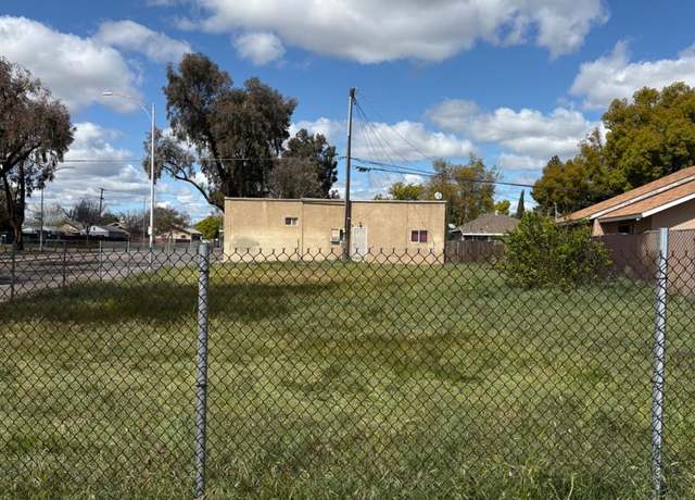 Property at 3101 Illinois, Fresno, CA 93702