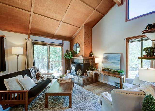 Property at 40662 Village Pass Ln, Shaver Lake, CA 93664, 2 beds, 1 bath