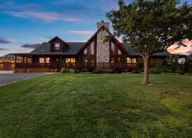Property at 13900 E Shepherd Ave, Clovis, CA 93619, 4 beds, 3.75 baths