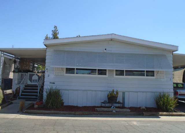 Property at 852 E Grangeville Blvd #2, Hanford, CA 93230, 3 beds, 2 baths