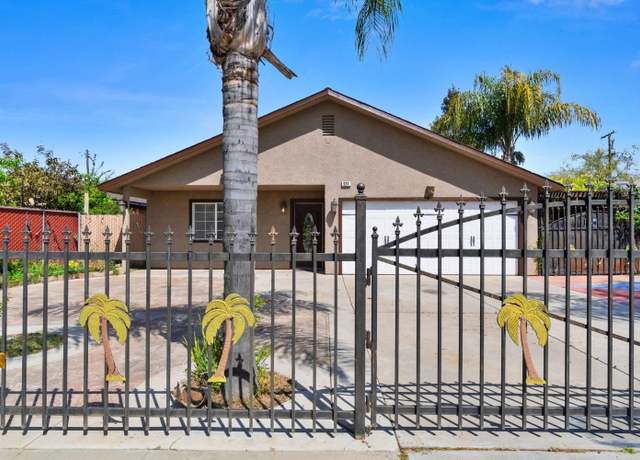 Property at 924 W Valencia Ave, Fresno, CA 93706, 4 beds, 2.5 baths