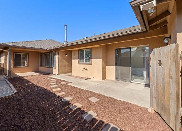 Property at 2407 W Carmen Ave, Fresno, CA 93728, 3 beds, 1.75 baths