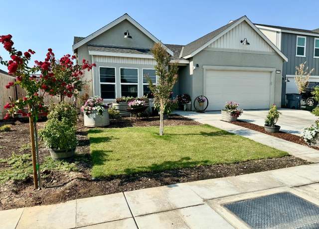 Property at 6325 E Robinson Ave, Fresno, CA 93727, 3 beds, 2 baths