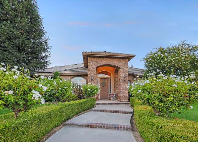 Property at 2189 Stroud Ave, Kingsburg, CA 93631, 4 beds, 3 baths
