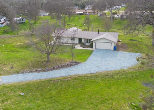 Property at 31504 Erie Rd, Coarsegold, CA 93614, 4 beds, 2 baths
