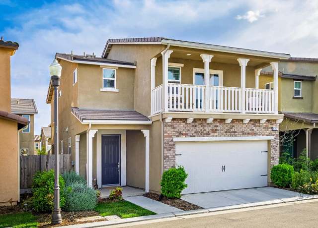 Property at 6283 E Overlook, Fresno, CA 93727, 3 beds, 2.5 baths