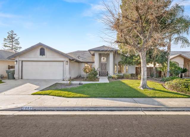 Property at 1062 N Claremont Ave, Clovis, CA 93611, 3 beds, 2 baths