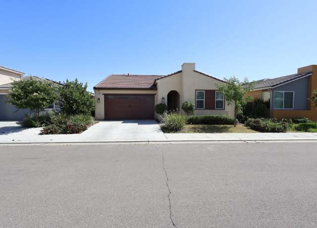 Property at 4090 Buckingham Ave, Clovis, CA 93619, 3 beds, 2 baths