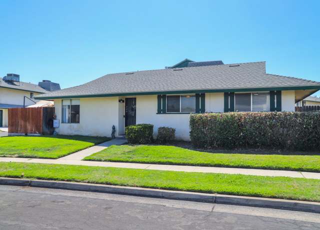 Property at 4853 N Winery Cir #117, Fresno, CA 93726, 3 beds, 1.75 baths