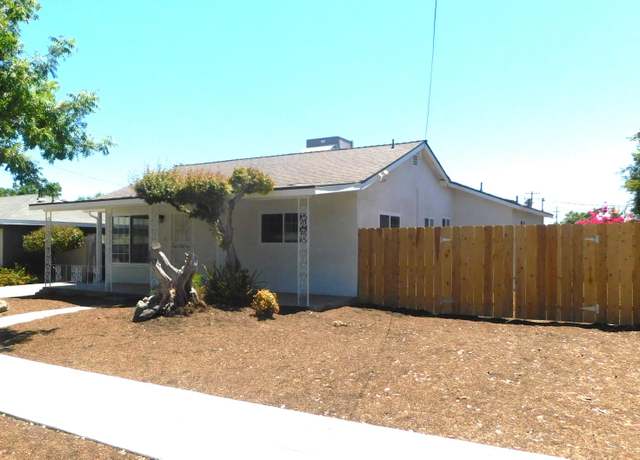 Property at 4774 E Hammond Ave, Fresno, CA 93703, 3 beds, 2 baths