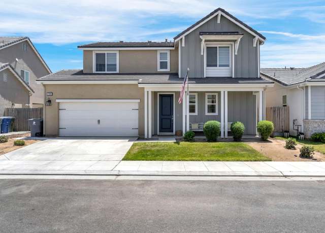 Property at 4086 Dennis Ave, Clovis, CA 93619, 3 beds, 2.75 baths
