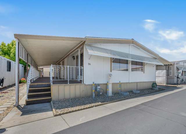Property at 1500 Villa Ave #94, Clovis, CA 93612, 2 beds, 2 baths