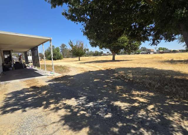 Property at 1384 N Ensley Ln, Fresno, CA 93723, 2 beds, 1.75 baths
