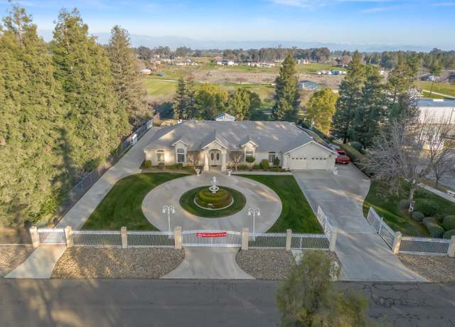 Property at 6702 N Langley Ave, Clovis, CA 93619, 3 beds, 3.5 baths