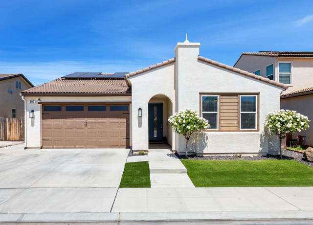 Property at 4113 Sussex Ave, Clovis, CA 93619, 3 beds, 2 baths