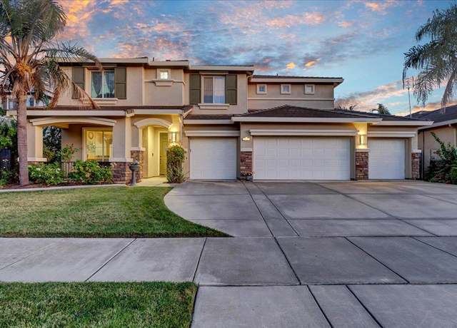 Property at 3035 W Ceres Ave, Visalia, CA 93291, 5 beds, 3 baths