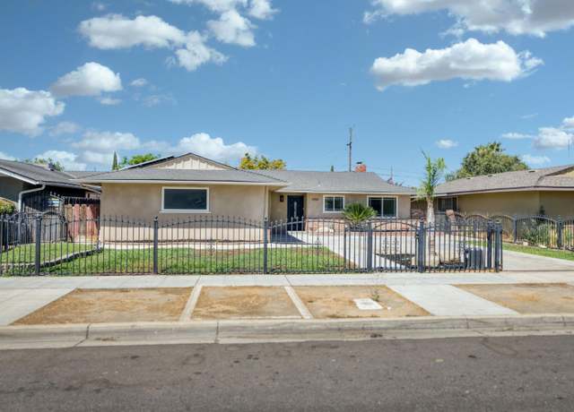 Property at 3955 N 7th St, Fresno, CA 93726, 3 beds, 1.75 baths