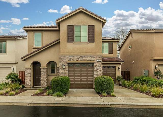 Property at 7018 N Brookdale Dr, Fresno, CA 93722, 4 beds, 2.75 baths