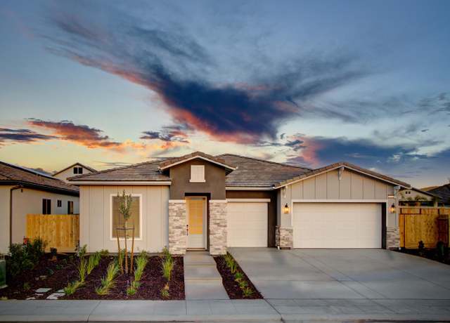 Property at 1136 Sophie Drive West, Madera, CA 93636, 3 beds, 2.5 baths