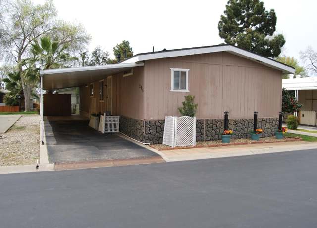 Property at 2706 W Ashlan Ave #205, Fresno, CA 93705, 2 beds, 2 baths