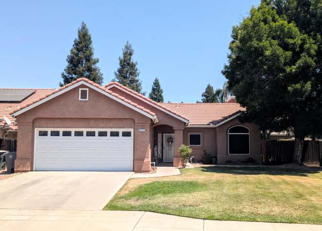 Property at 833 Applegate Ave, Clovis, CA 93611, 3 beds, 2 baths