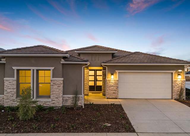 Property at 2949 Teague Ave, Clovis, CA 9619, 4 beds, 3 baths