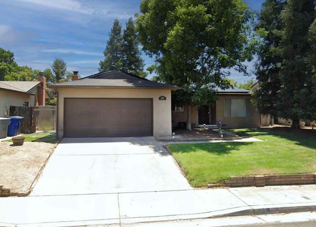 Property at 1448 Alamos Ave, Clovis, CA 93611, 3 beds, 2 baths