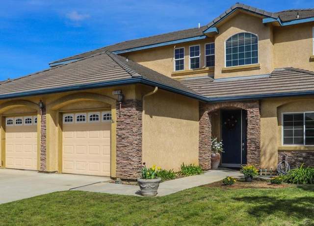 Property at 2732 Atchison Ave, Sanger, CA 93657, 4 beds, 3 baths