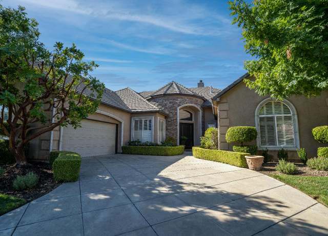 Property at 1622 E Shadow Crk, Fresno, CA 93730, 4 beds, 3 baths