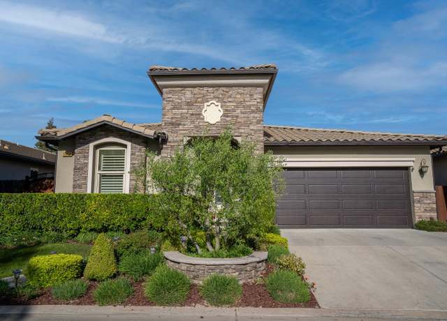 Property at 11354 N Via Montessori Dr, Fresno, CA 93730, 3 beds, 2.25 baths