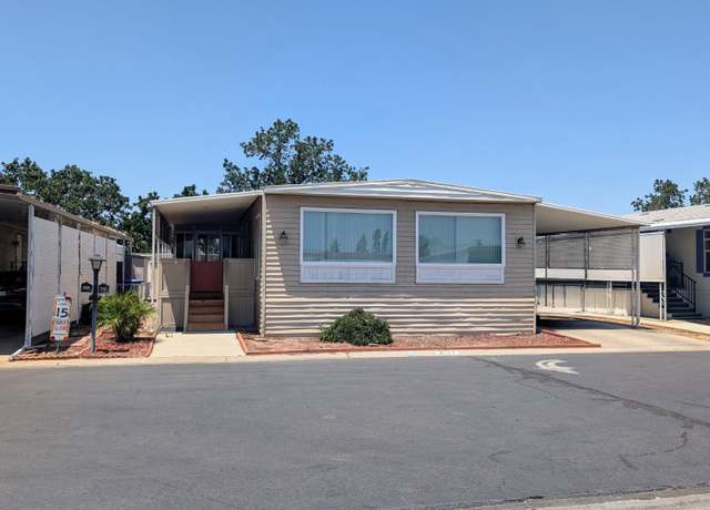 Property at 1001 Sylmar Ave #207, Clovis, CA 93612, 2 beds, 2 baths