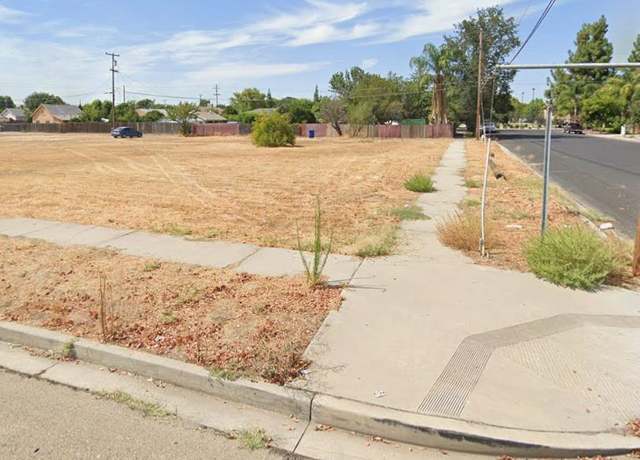 Property at 1411 J St, Reedley, CA 93654