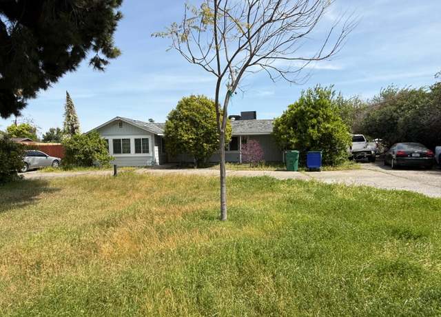 Property at 342 N Minnewawa, Fresno, CA 93727, 3 beds, 2 baths