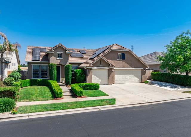 Property at 2721 Stuart Ave, Clovis, CA 93611, 3 beds, 2 baths