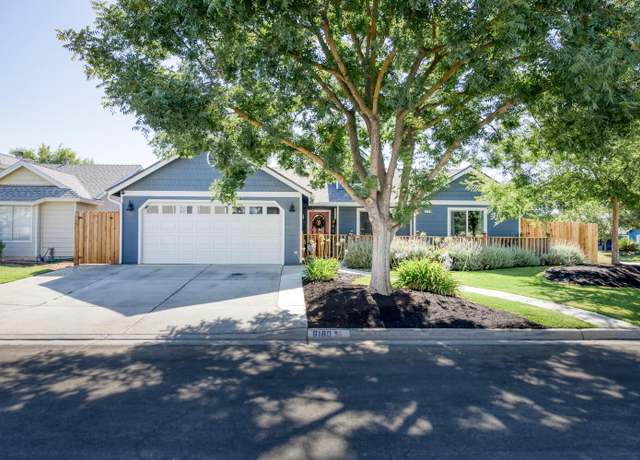 Property at 6180 N Gilroy, Fresno, CA 93722, 3 beds, 2 baths