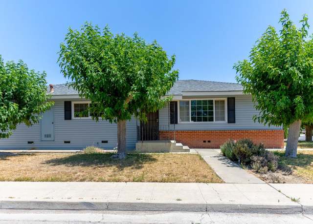 Property at 474 Dartmouth Ave, Coalinga, CA 93210, 3 beds, 1.75 baths