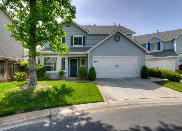 Property at 1091 E Monticello Cir, Fresno, CA 93720, 3 beds, 2.5 baths