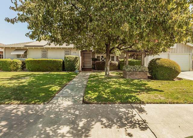 Property at 5082 N Maroa Ave, Fresno, CA 93704, 2 beds, 2 baths