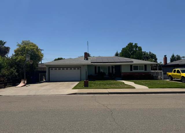 Property at 1507 2nd St, Sanger, CA 93657, 3 beds, 1.75 baths
