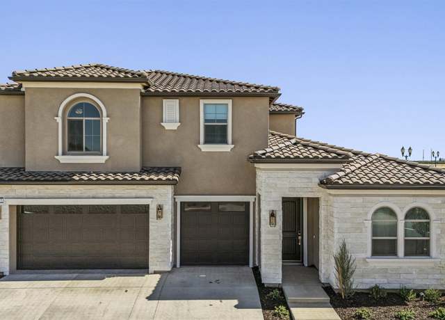 Property at 7375 W Holland Ave, Fresno, CA 93723, 6 beds, 4.5 baths