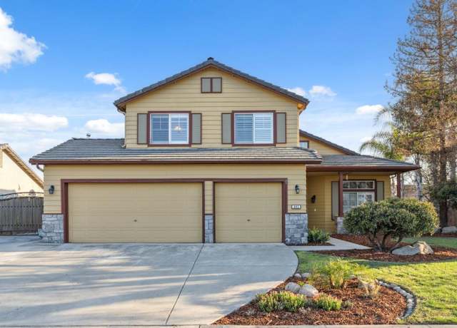 Property at 883 Willow Cir, Hanford, CA 93230, 3 beds, 2.5 baths