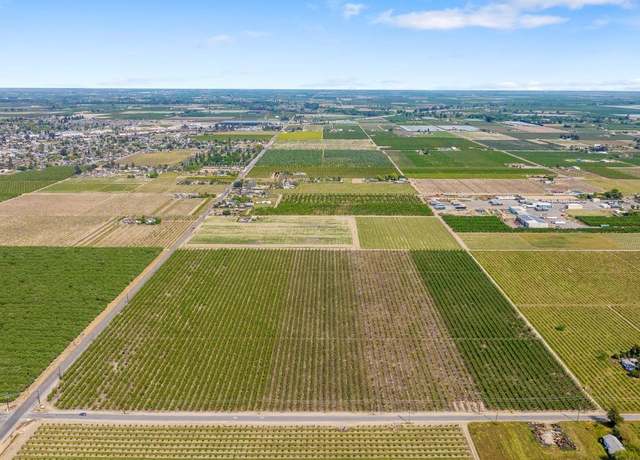 Property at 16152 S Bethel Ave, Kingsburg, CA 93631