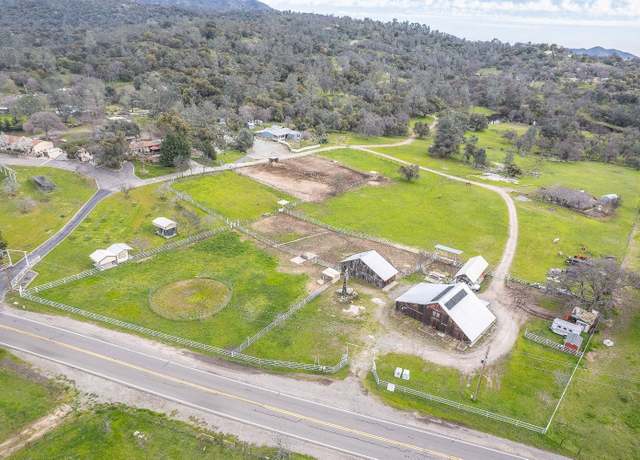 Property at 30128 Auberry Rd, Prather, CA 93651, 13 beds, 8 baths