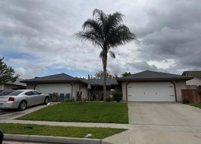 Property at 27428 Gerogia Ave, Madera, CA 93637, 6 beds, 4 baths