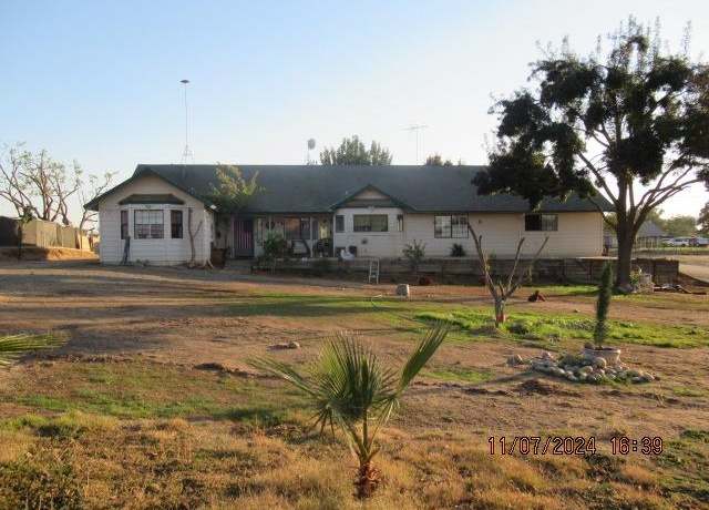 Property at 30936 Donald Ave, Madera, CA 93636, 4 beds, 2.5 baths