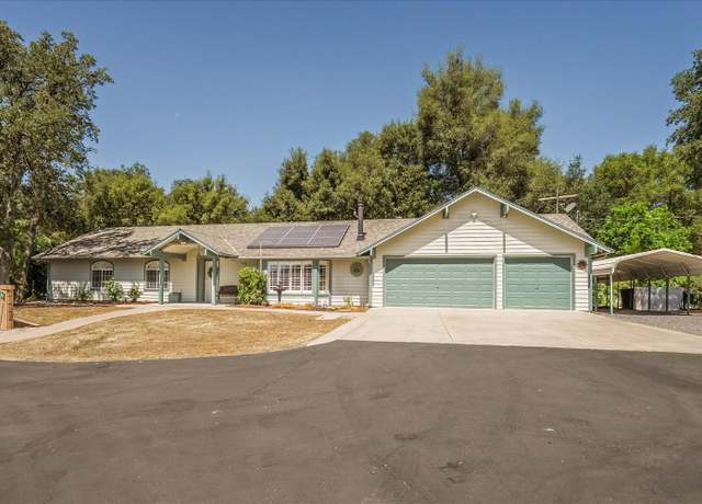 Property at 30426 Stetson Dr, Coarsegold, CA 93614, 3 beds, 2 baths
