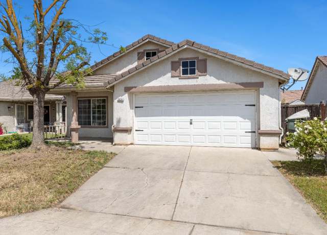 Property at 5634 W Donner Ave, Fresno, CA 93722, 4 beds, 2 baths