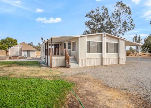 Property at 10896 N Armstrong, Clovis, CA 93619, 2 beds, 2 baths