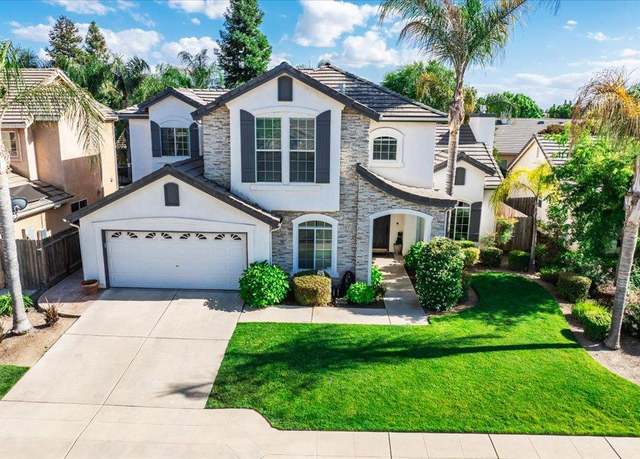 Property at 1117 E Royal Dornoch Ave, Fresno, CA 93730, 4 beds, 3 baths