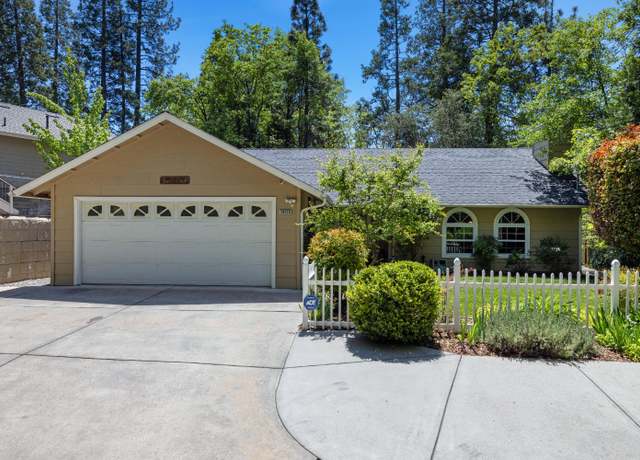 Property at 39398 Robin, Bass Lake, CA 93604, 3 beds, 2 baths